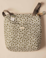 Compra Green Flower Trolley Bag | Limited Edition | The Gray Box en Apodemia Green Flower Trolley Bag | Limited Edition | The Gray Box
