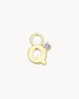 Compra Charm Bright Letters Letter Q en Apodemia Charm Bright Letters Letter Q