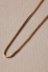 Classic Thin S Necklace