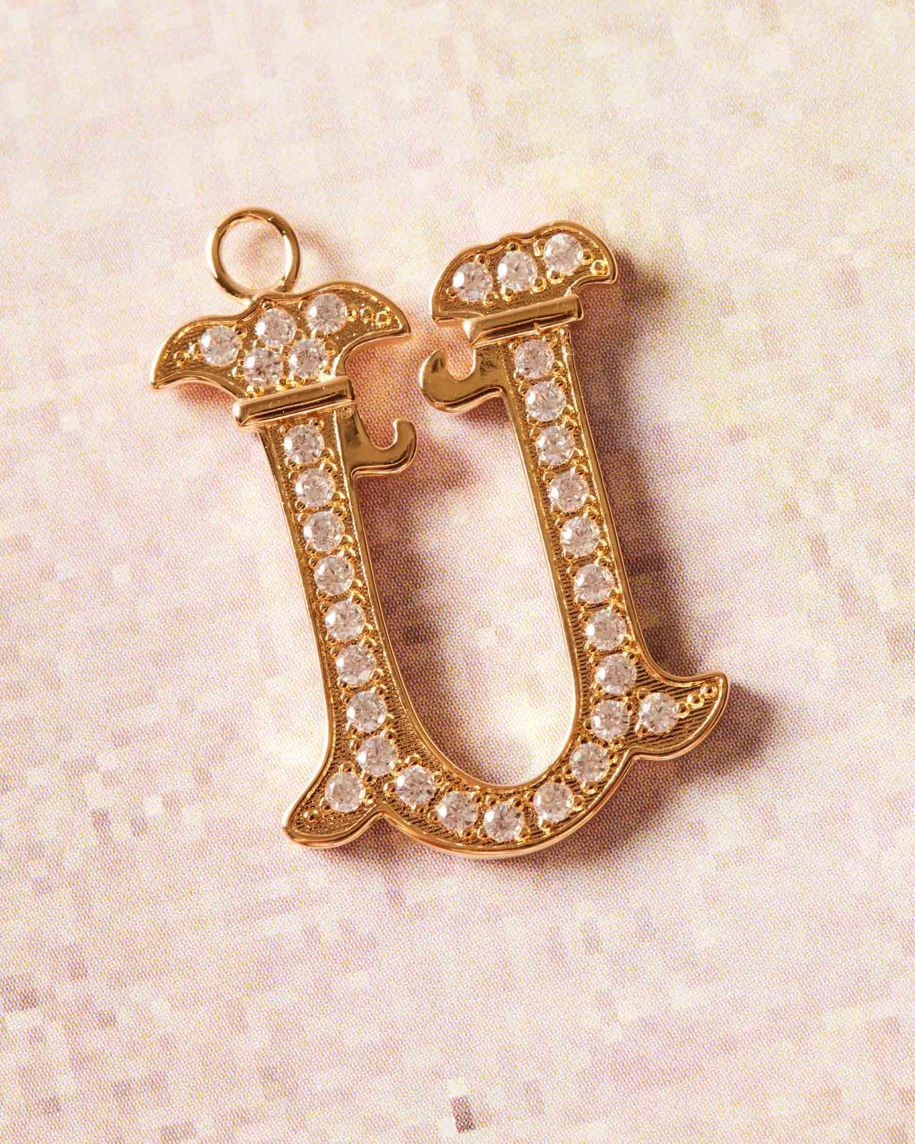 Vintage Charm Letter U