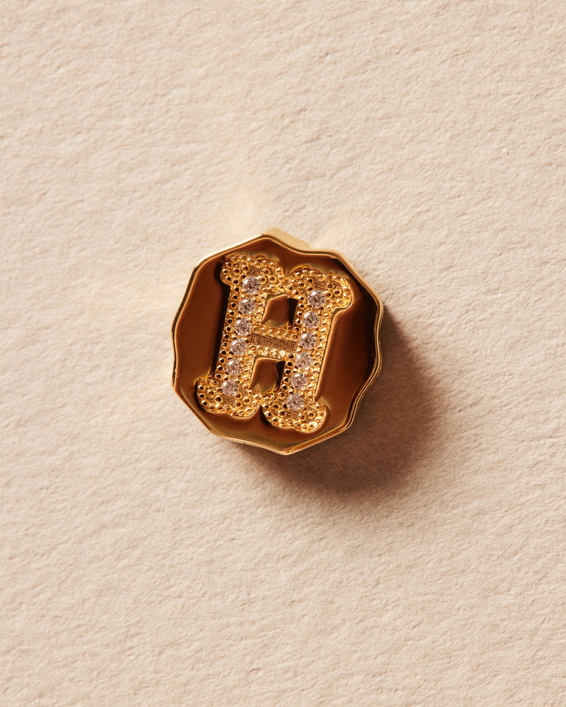 Charm Clip Bubble Vintage Letter H