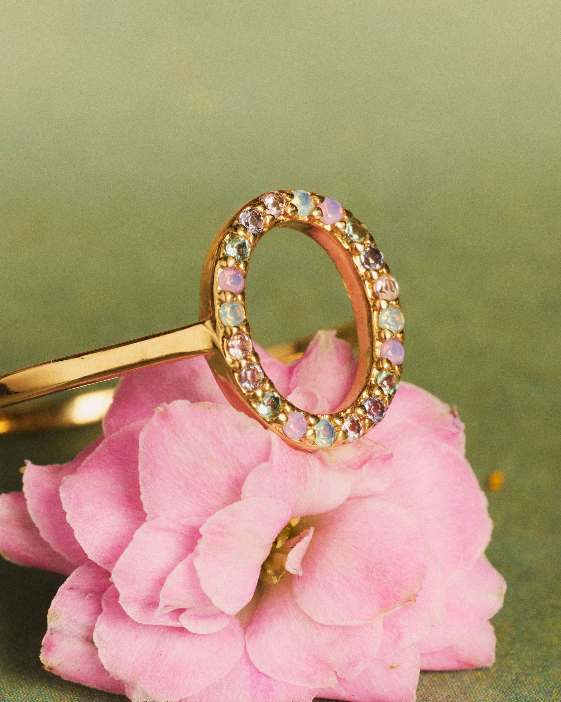 Oval Ring